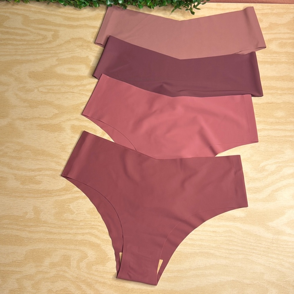 Underwear & Sleepwear Basics 4 pieces | Brand New Medium